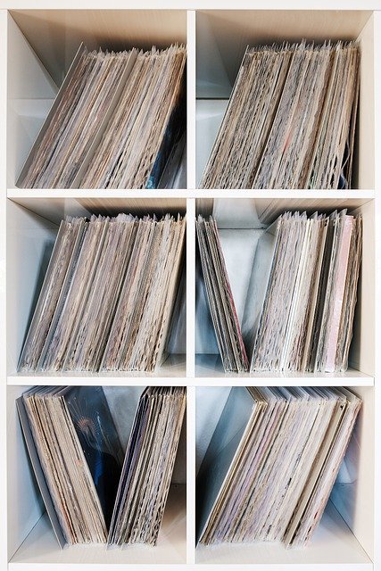 Tips for storing vinyl records